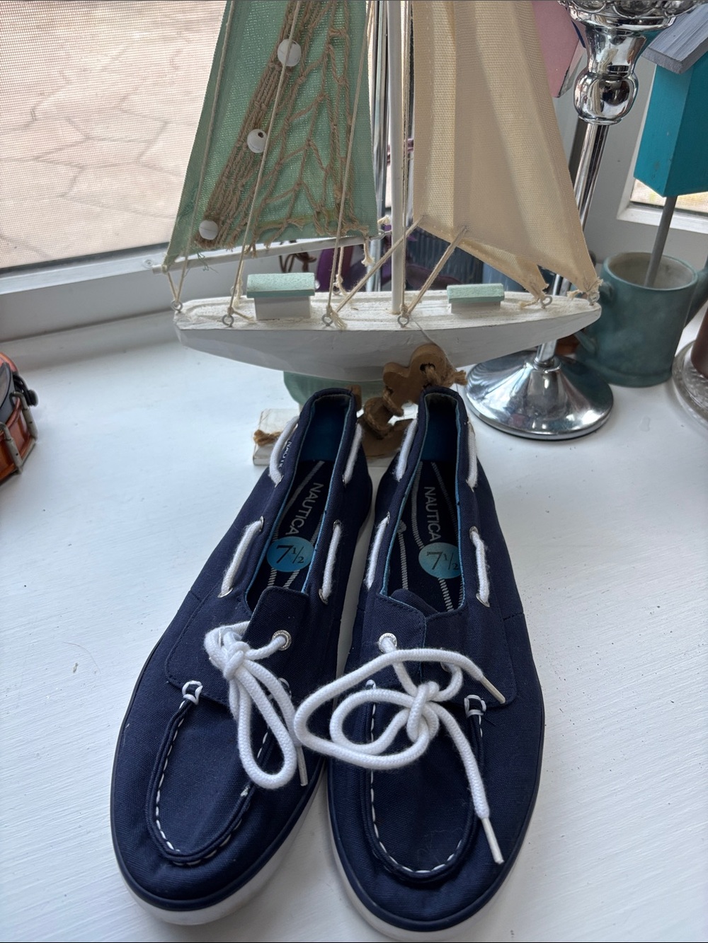 Women's Nautica Pinecrest Canvas Boat Shoes. Size 7.5 nwt